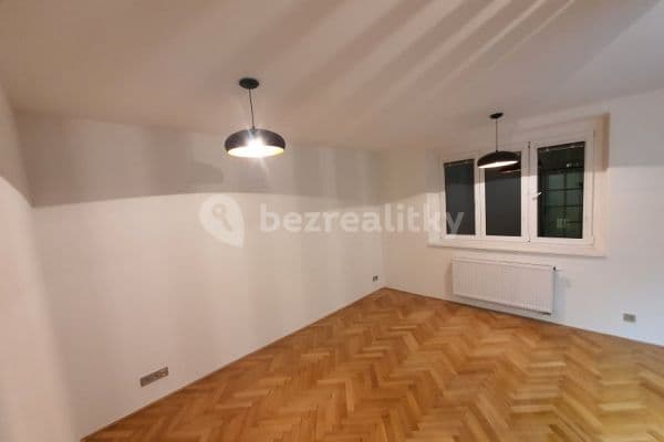Pronájem bytu 2+kk 50 m², Kladenská, Hlavní město Praha