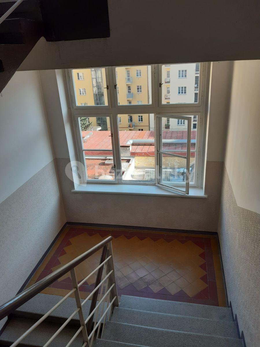 Pronájem bytu Garsoniéra 21 m², Koněvova, Praha, Praha