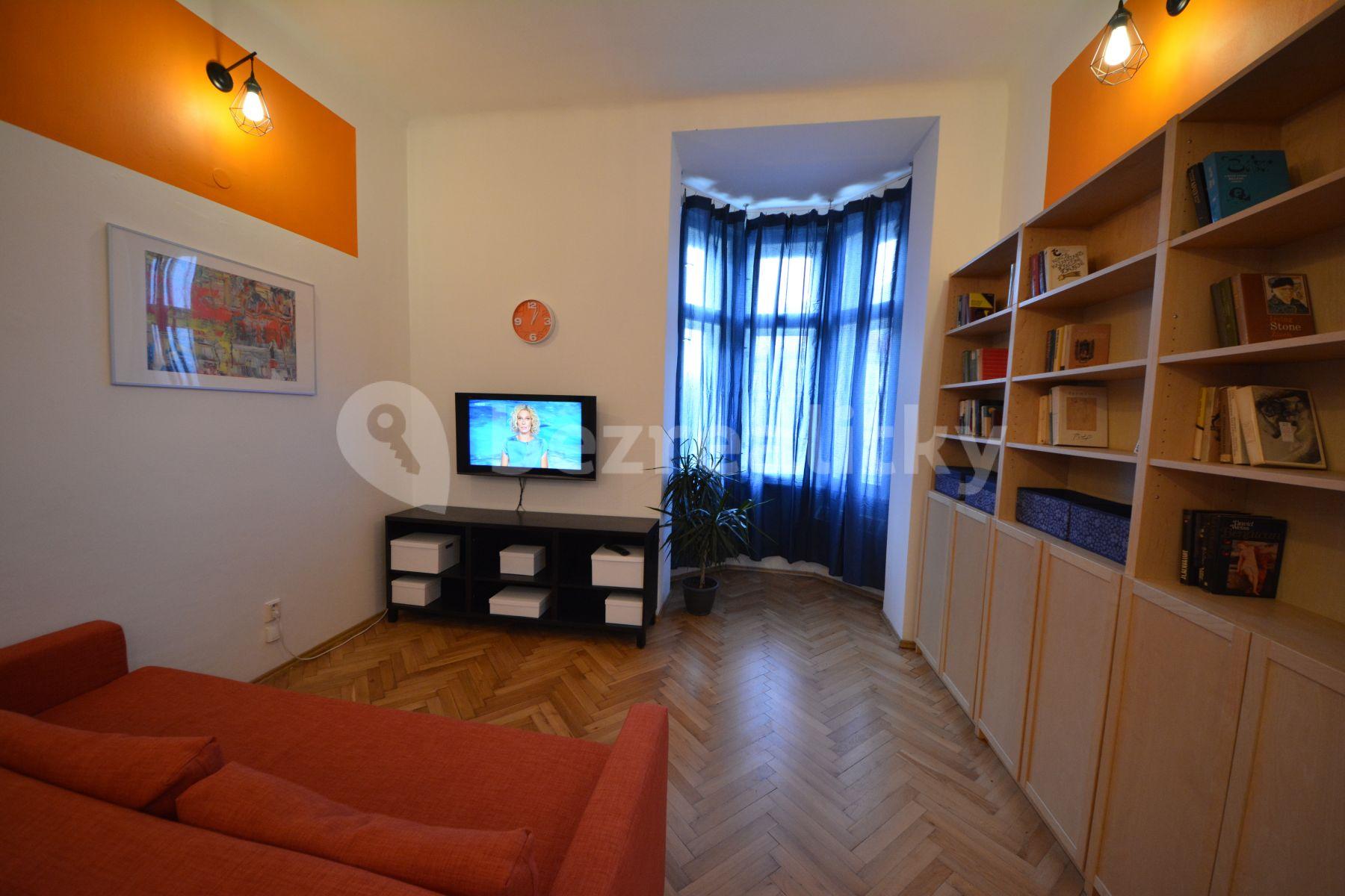 Pronájem bytu 2+kk 43 m², Šaldova, Praha, Praha