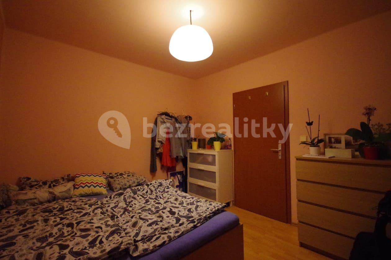 Pronájem bytu 2+kk 37 m², Veverkova, Hradec Králové, Královéhradecký kraj