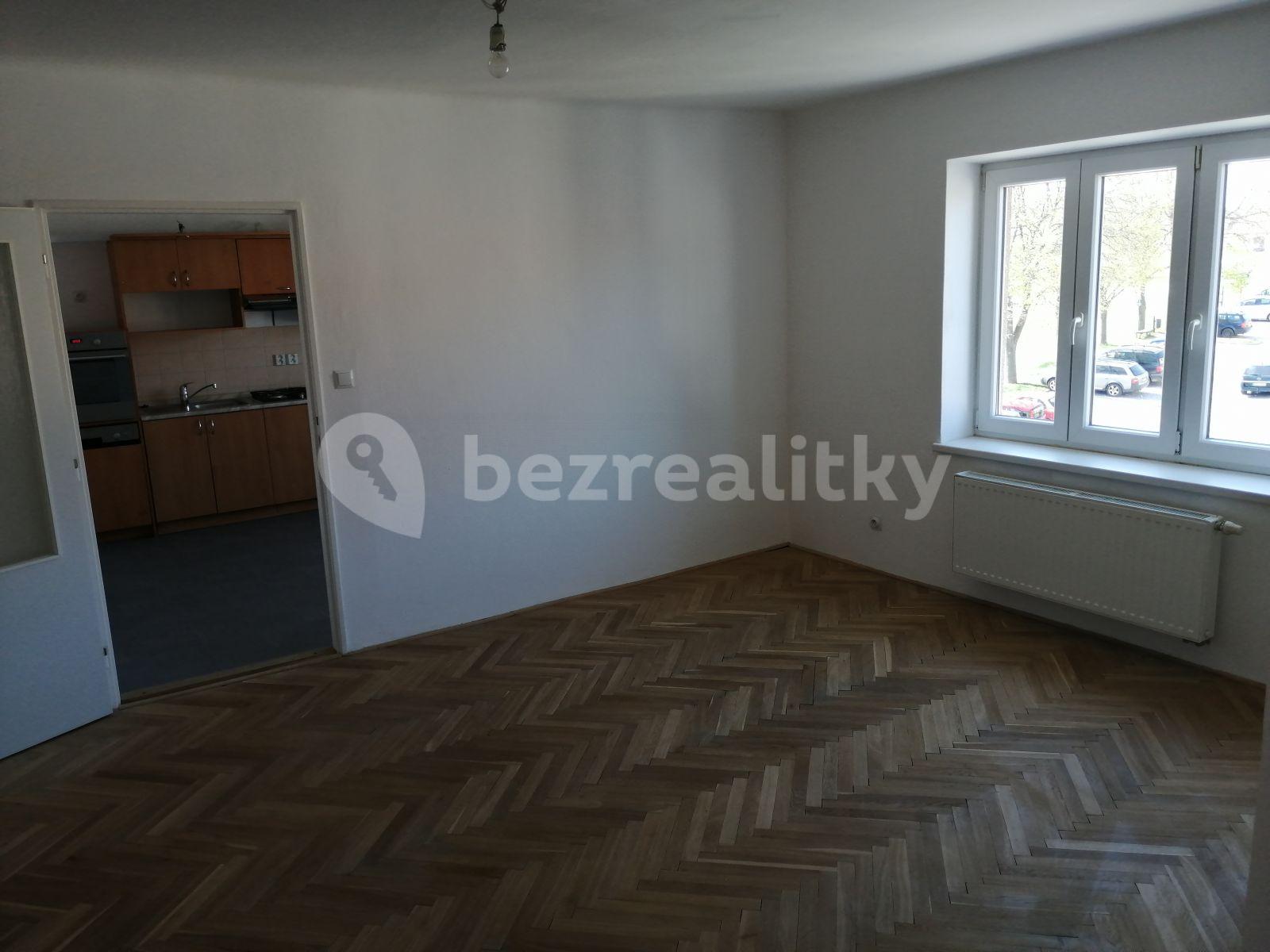 Pronájem bytu 2+1 59 m², Masarykovo náměstí, Náměšť nad Oslavou, Kraj Vysočina