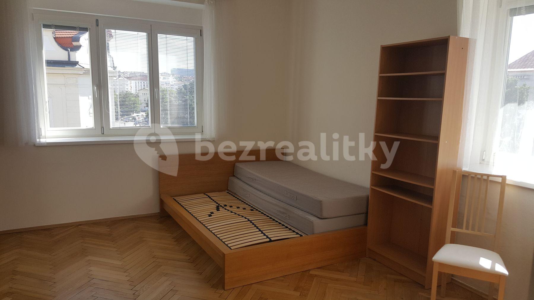 Pronájem bytu 1+1 50 m², U Vršovického Nádraží, Praha, Praha