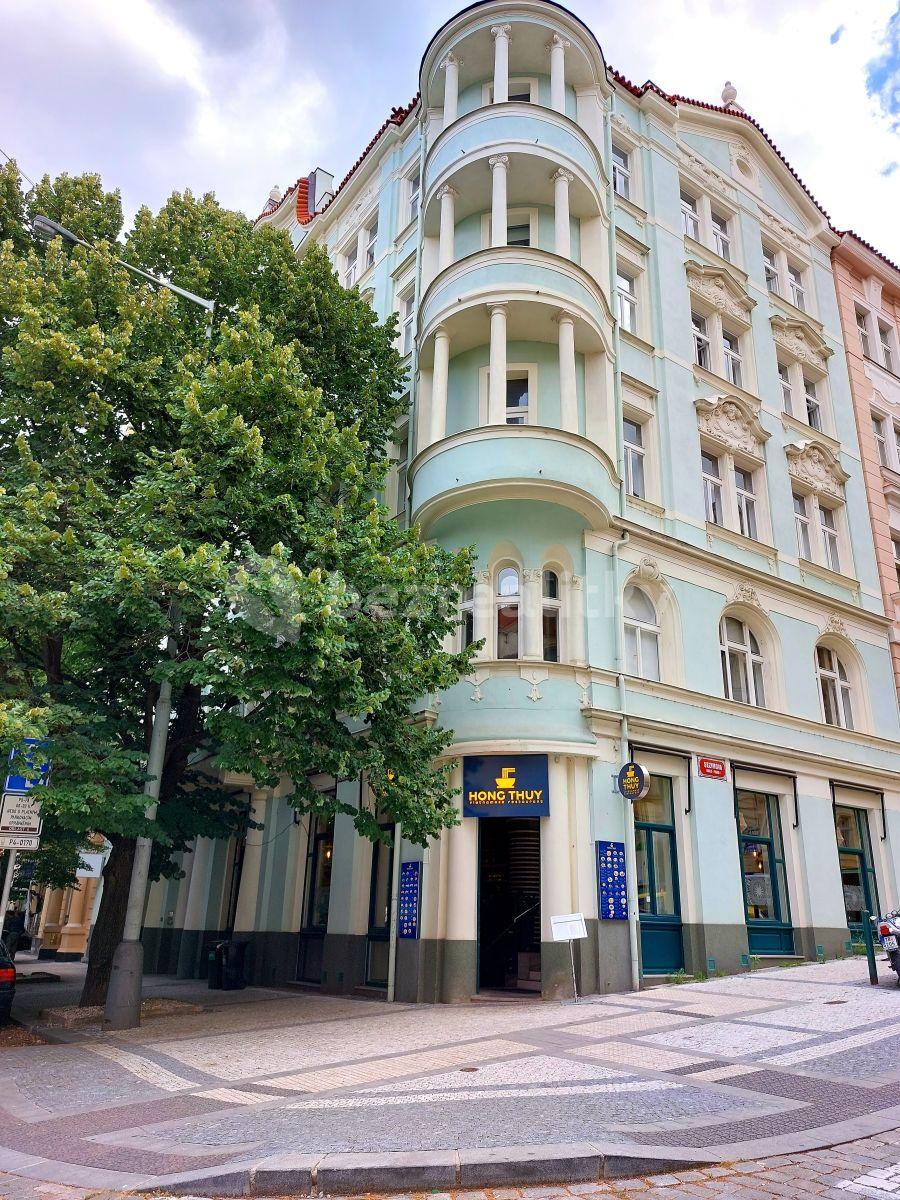 Pronájem bytu 2+kk 44 m², náměstí Bratří Synků, Praha, Praha