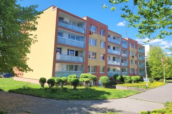 Prodej bytu 2+1 44 m², Manželů Dostálových, Praha Prodej bytu 2+1 44 m², Manželů Dostálových, Praha