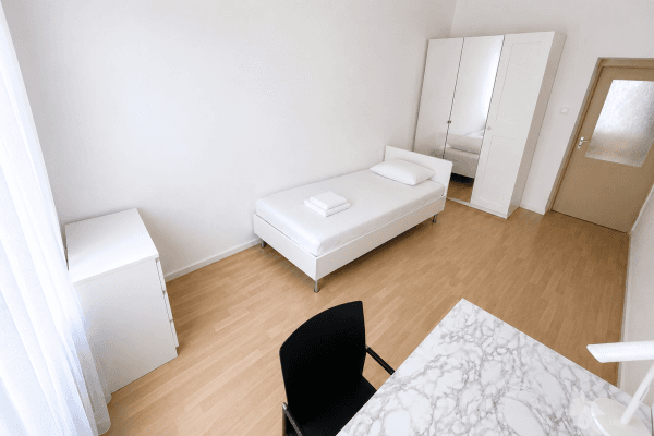 Pronájem bytu 18 m², Londýnská, Praha Pronájem bytu 18 m², Londýnská, Praha