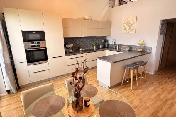 Prodej bytu 4+kk 92 m², Bolzanova, Chýně Prodej bytu 4+kk 92 m², Bolzanova, Chýně