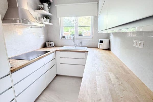 Prodej domu 108 m², pozemek 190 m², Dolní Kasárna, Klecany Prodej domu 108 m², pozemek 190 m², Dolní Kasárna, Klecany