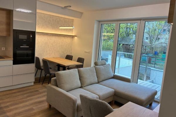 Pronájem bytu 2+kk 56 m², Rostislavovo náměstí, Brno Pronájem bytu 2+kk 56 m², Rostislavovo náměstí, Brno