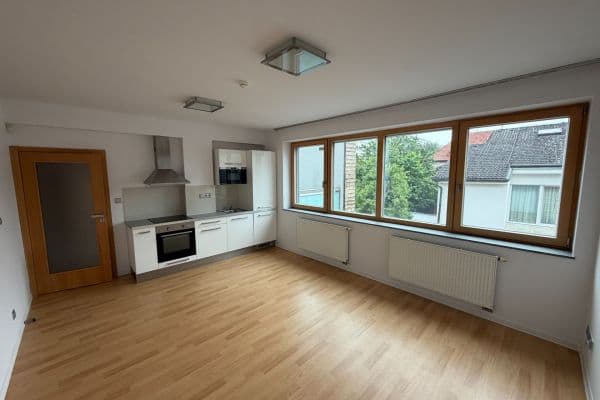 Pronájem bytu 2+kk 42 m², Měšická, Praha Pronájem bytu 2+kk 42 m², Měšická, Praha