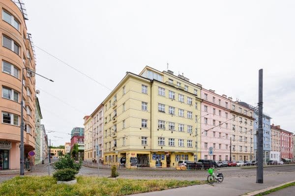 Prodej bytu 2+1 48 m², Na žertvách, Praha Prodej bytu 2+1 48 m², Na žertvách, Praha