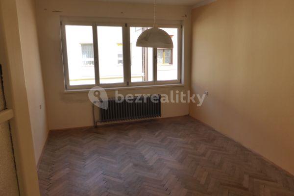 Pronájem bytu 1+1 45 m², Smilova, Pardubice, Pardubický kraj