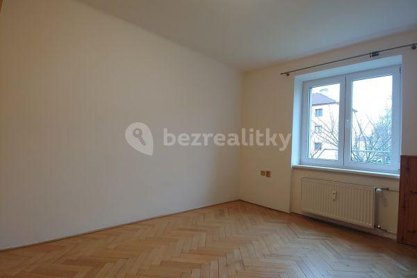 Pronájem bytu 1+1 30 m², Na Okrouhlíku, Pardubice, Pardubický kraj