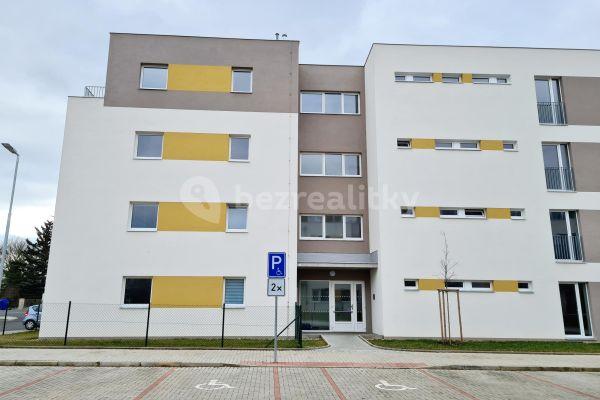 Pronájem bytu 2+kk 64 m², Unhošť