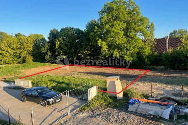 Prodej pozemku 720 m², U Skalky, Mírovice