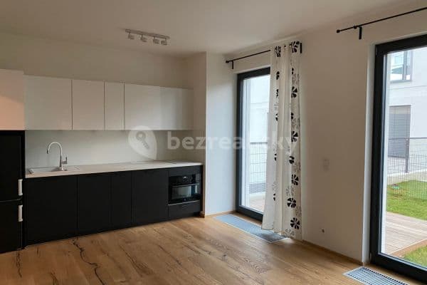Pronájem bytu 1+kk 35 m², Lerausova, Praha, Praha