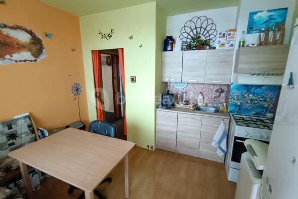 Pronájem bytu 1+1 38 m², Politických vězňů, Olomouc