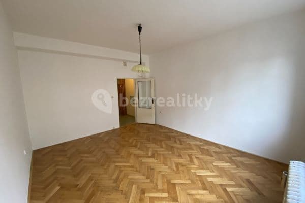 Prodej bytu 1+kk 28 m², Mládeže, Praha