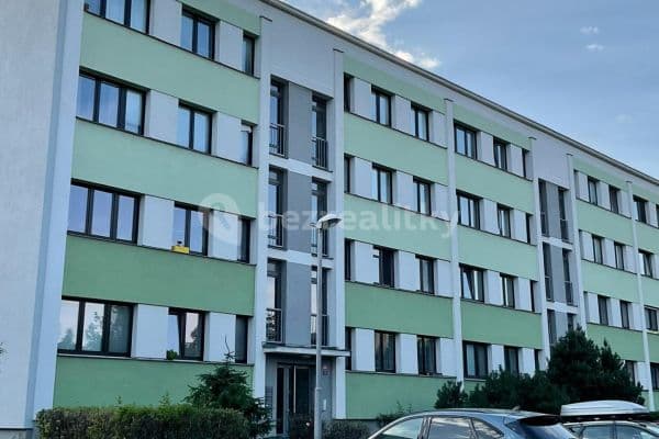 Pronájem bytu 3+1 56 m², V Koutech, Hradec Králové, Královéhradecký kraj