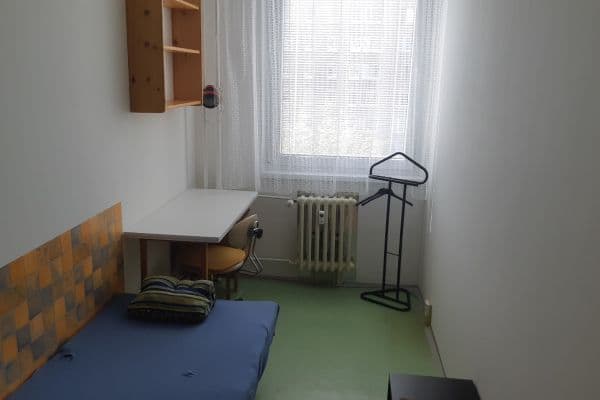 Pronájem bytu 4+1 95 m², Matúškova, Praha Pronájem bytu 4+1 95 m², Matúškova, Praha