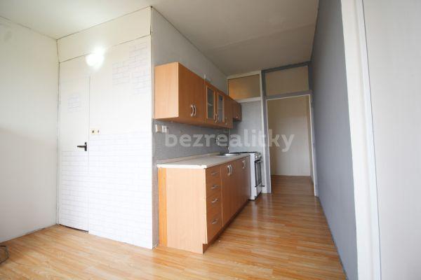 Prodej bytu 3+1 65 m², Vítězná, Karlovy Vary, Karlovarský kraj