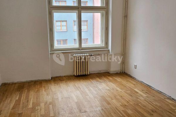 Pronájem bytu 3+1 69 m², Sudoměřská, Praha, Praha
