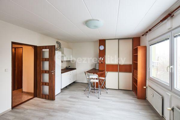 Prodej bytu 1+kk 32 m², Houdova, Hlavní město Praha