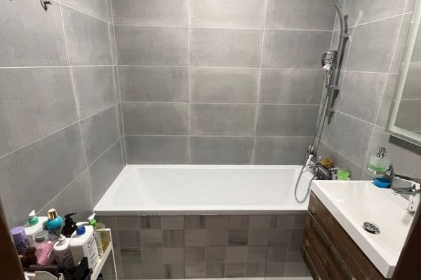 Pronájem bytu 3+1 70 m², Herálecká Ⅲ, Praha Pronájem bytu 3+1 70 m², Herálecká Ⅲ, Praha