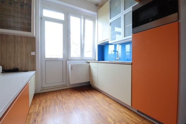 Pronájem bytu 1+kk 16 m², Parléřova, Pronájem bytu 1+kk 16 m², Parléřova,