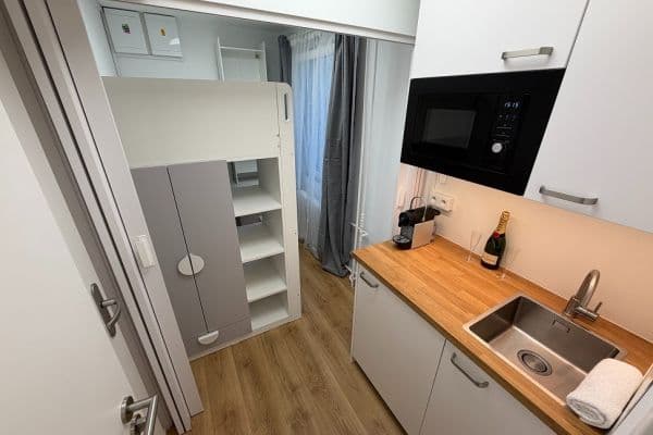 Prodej bytu 1+kk 8 m², Čenětická, Praha Prodej bytu 1+kk 8 m², Čenětická, Praha