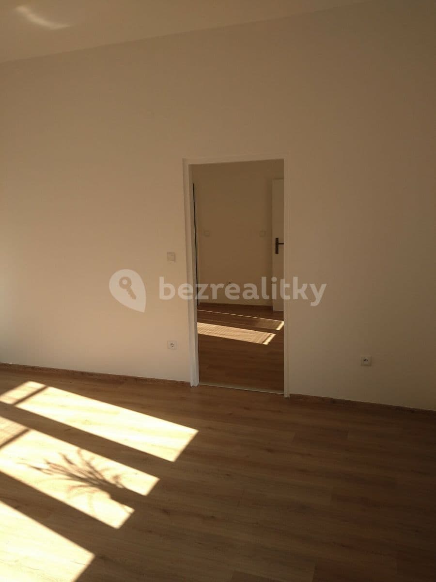 Pronájem bytu 2+1 70 m², Michálkovická, Ostrava, Moravskoslezský kraj