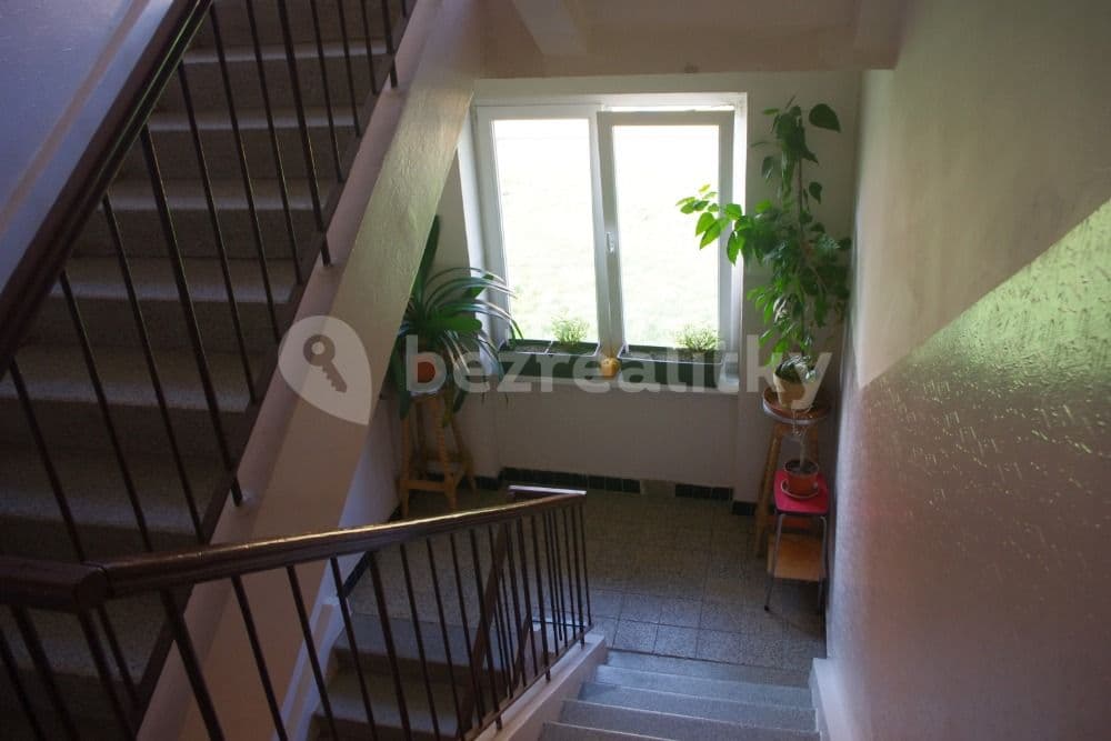Pronájem bytu 2+1 52 m², Zelenečská, Praha, Praha