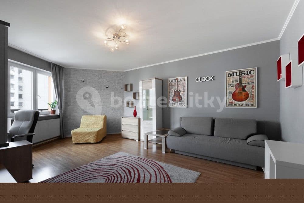 Pronájem bytu 1+1 60 m², Slévačská, Praha, Praha