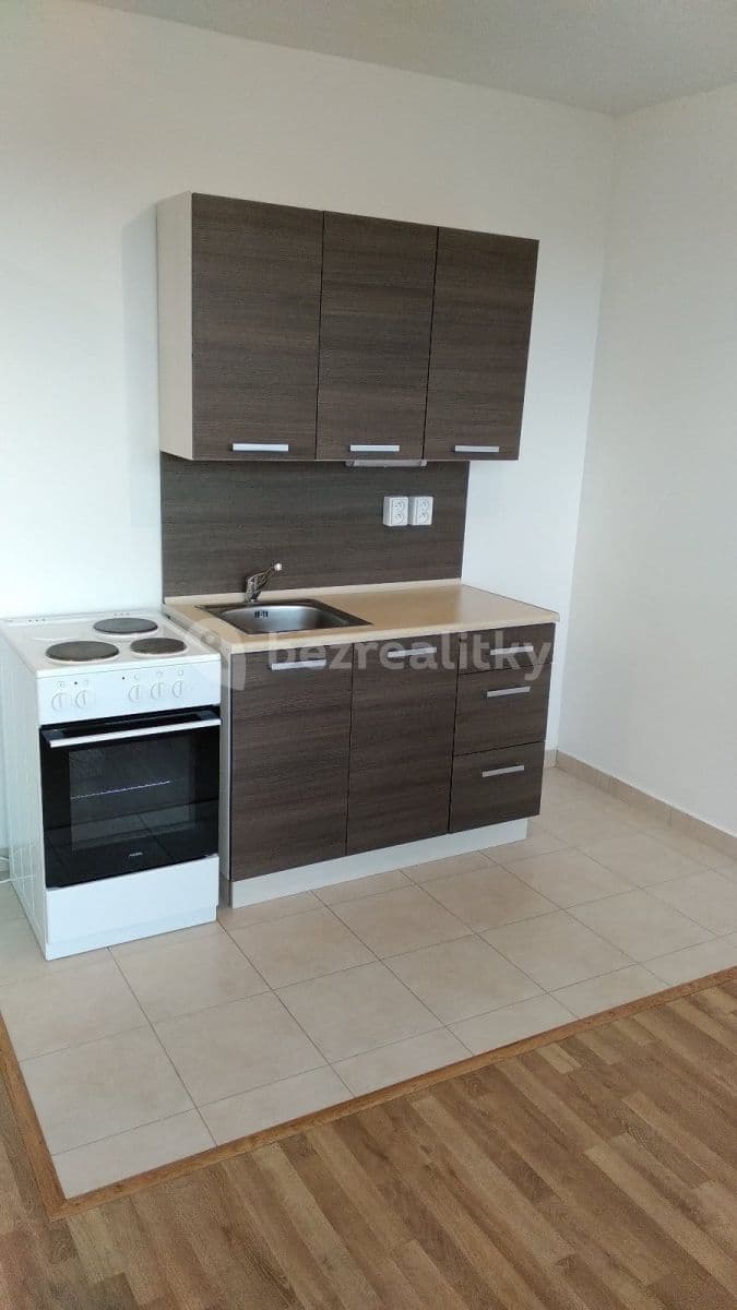 Pronájem bytu 1+kk 29 m², Dr. Glazera, Horní Suchá, Moravskoslezský kraj