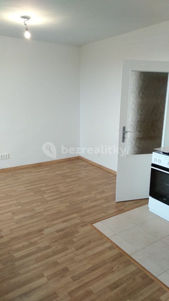 Pronájem bytu 1+kk 29 m², Dr. Glazera, Horní Suchá, Moravskoslezský kraj