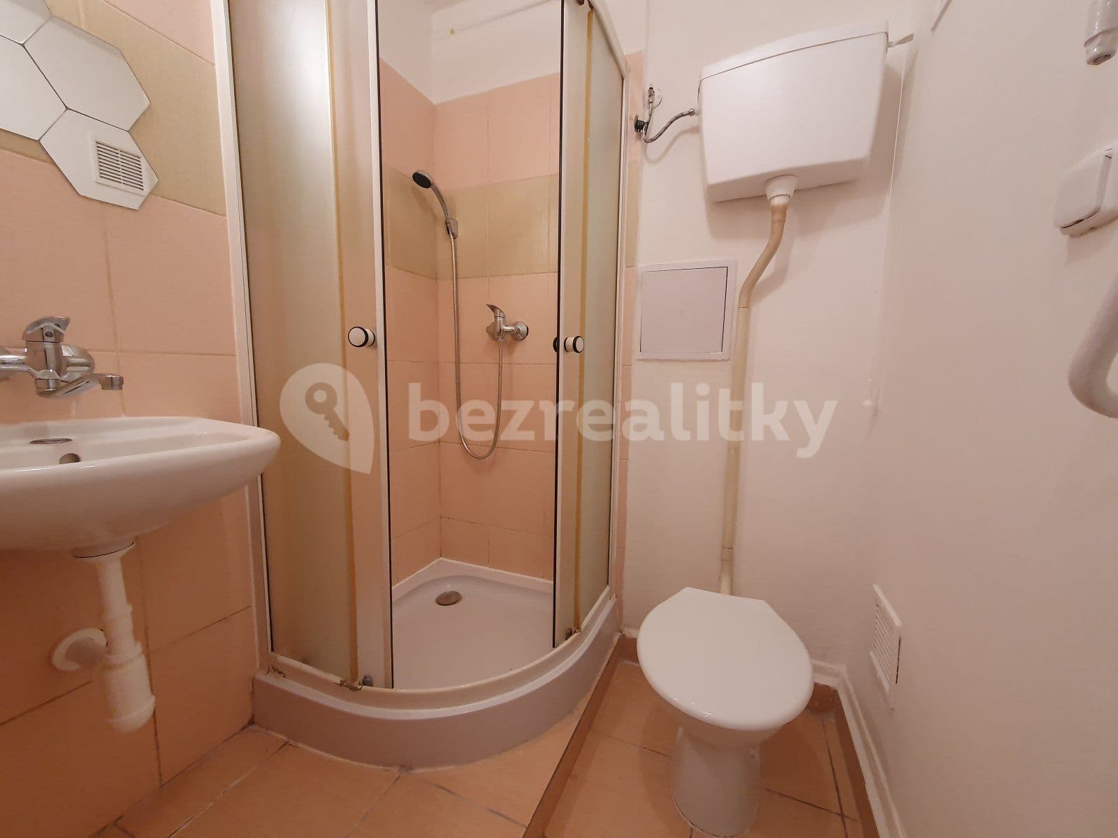 Pronájem bytu 1+1 28 m², Opletalova, Havířov, Moravskoslezský kraj
