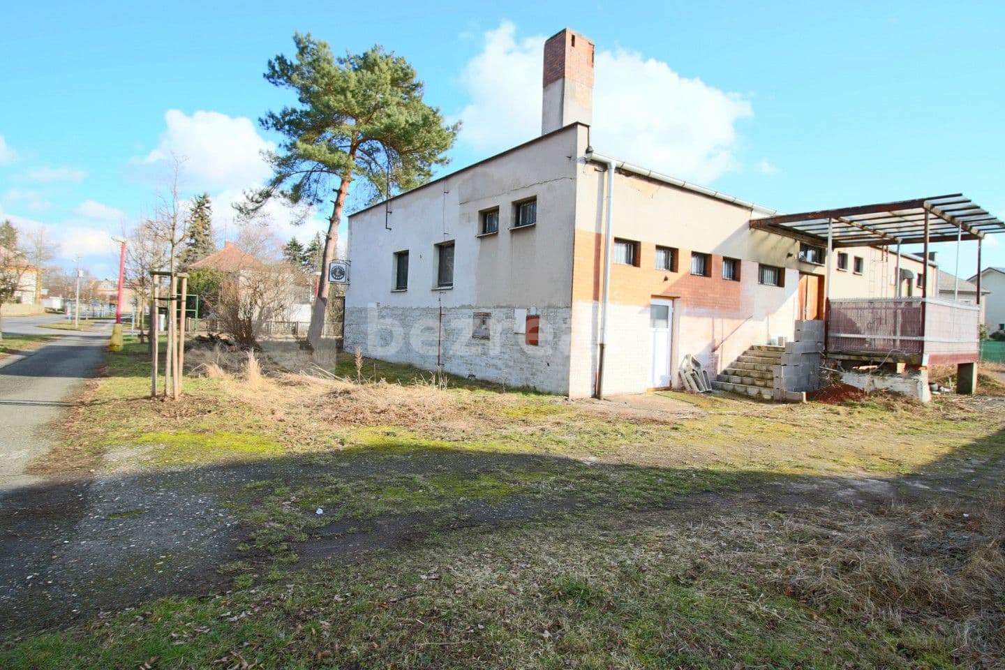 Prodej nebytového prostoru 1.171 m², Zahradní, Nový Bydžov, Královéhradecký kraj
