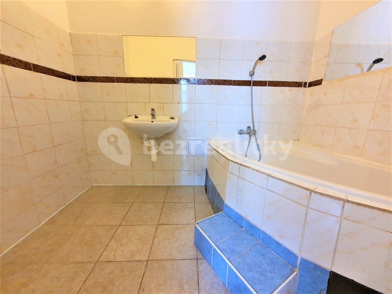 Pronájem bytu 1+1 46 m², Porubská, Petřvald, Moravskoslezský kraj