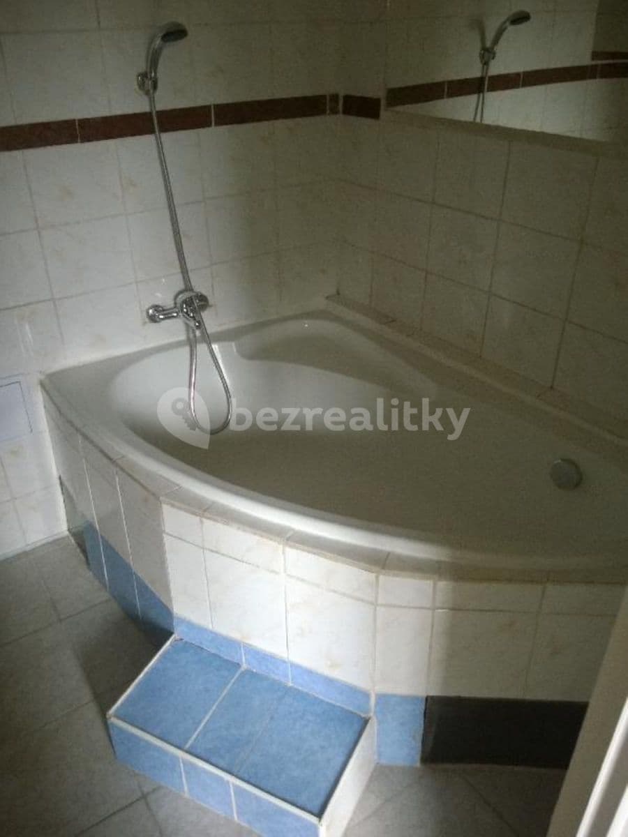 Pronájem bytu 1+1 46 m², Porubská, Petřvald, Moravskoslezský kraj
