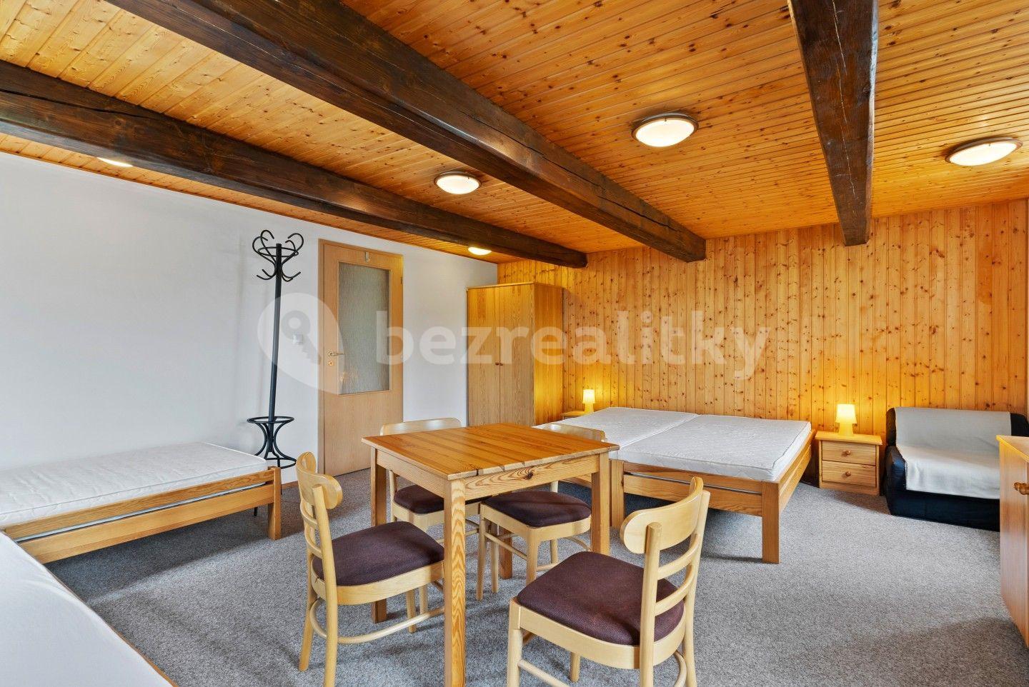 Prodej nebytového prostoru 1.434 m², Mařenice, Liberecký kraj