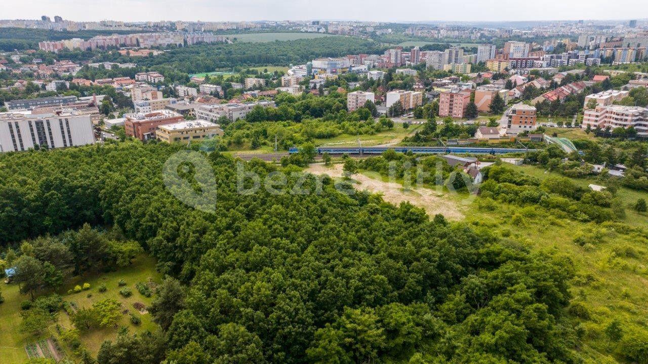 Prodej pozemku 2.670 m², Praha, Praha