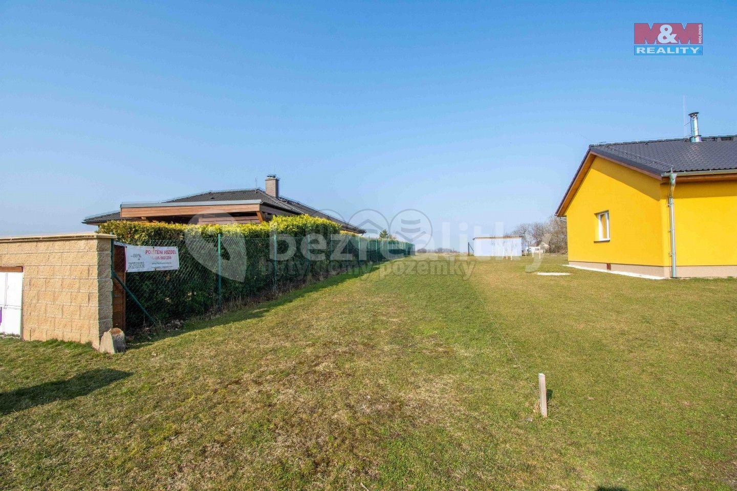 Prodej pozemku 7.833 m², Hrabyně, Moravskoslezský kraj
