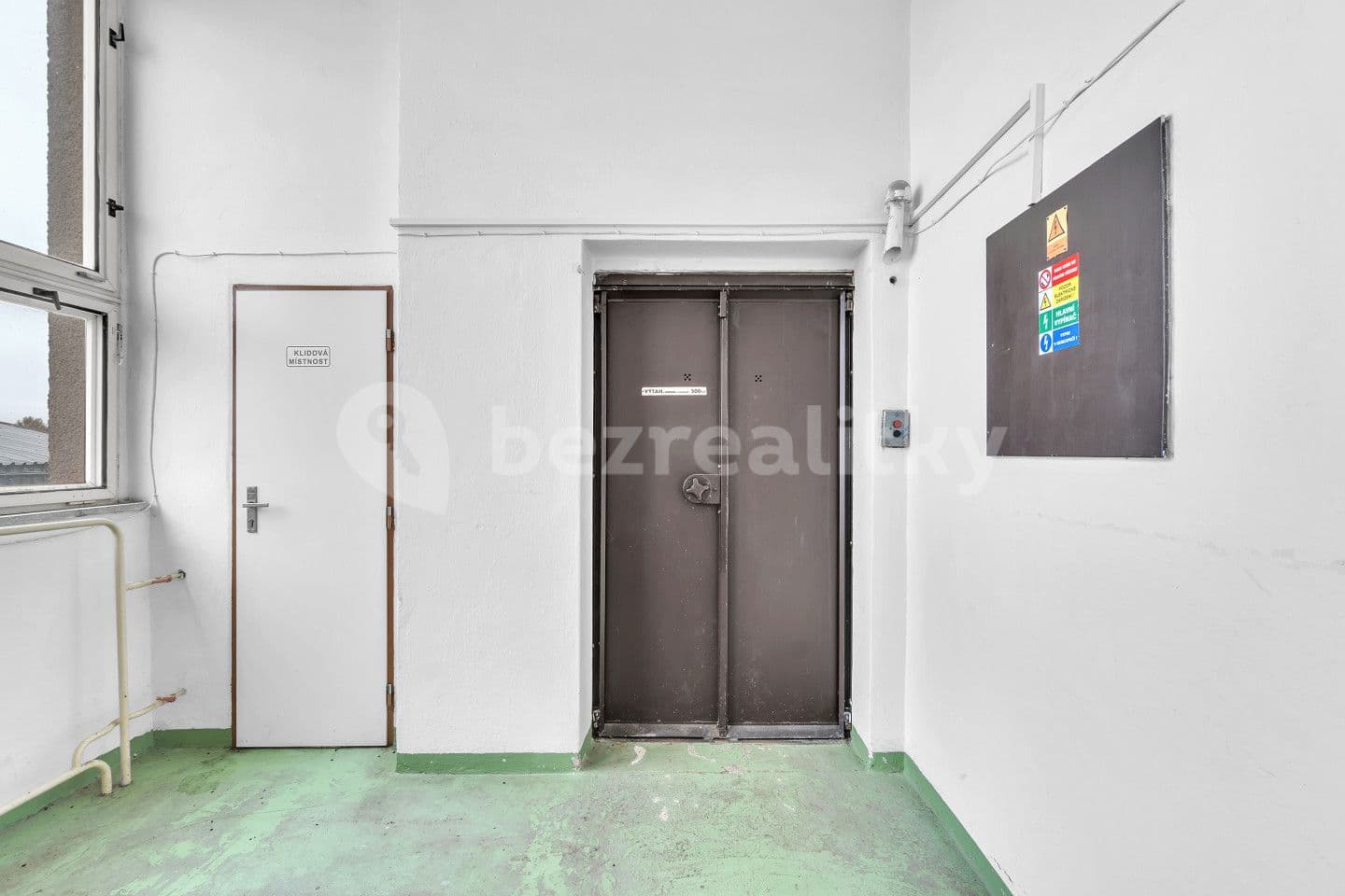 Prodej nebytového prostoru 3.265 m², Pod Baštou, Valdice, Královéhradecký kraj