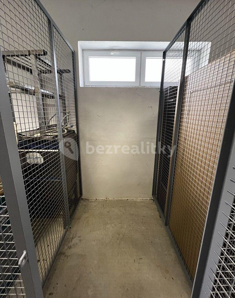 Prodej nebytového prostoru 3 m², Poznaňská, Sázava, Středočeský kraj