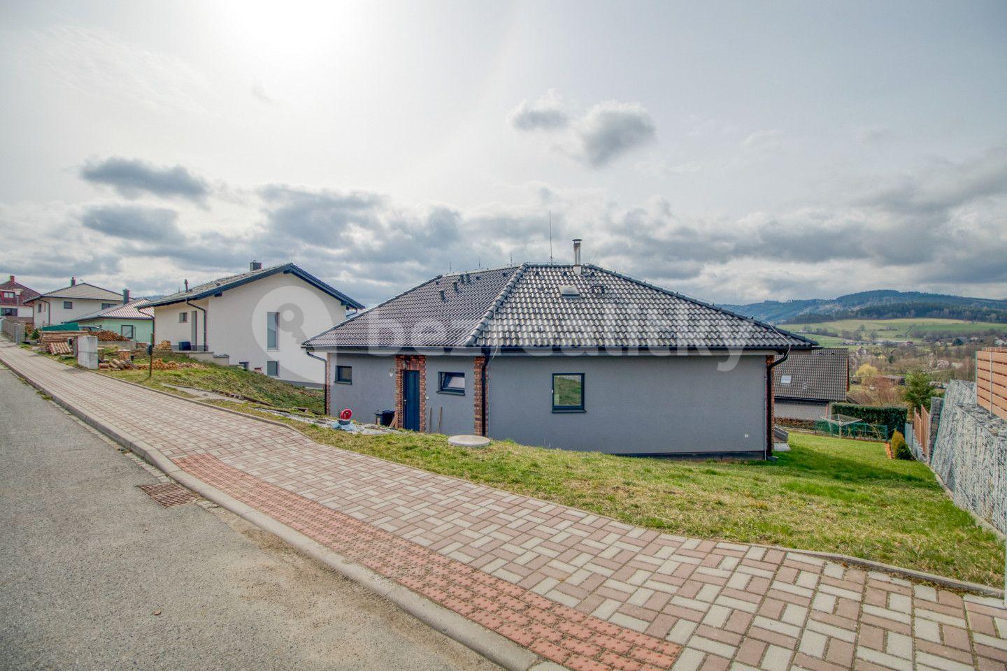 Prodej domu 118 m², pozemek 942 m², Strážov, Plzeňský kraj