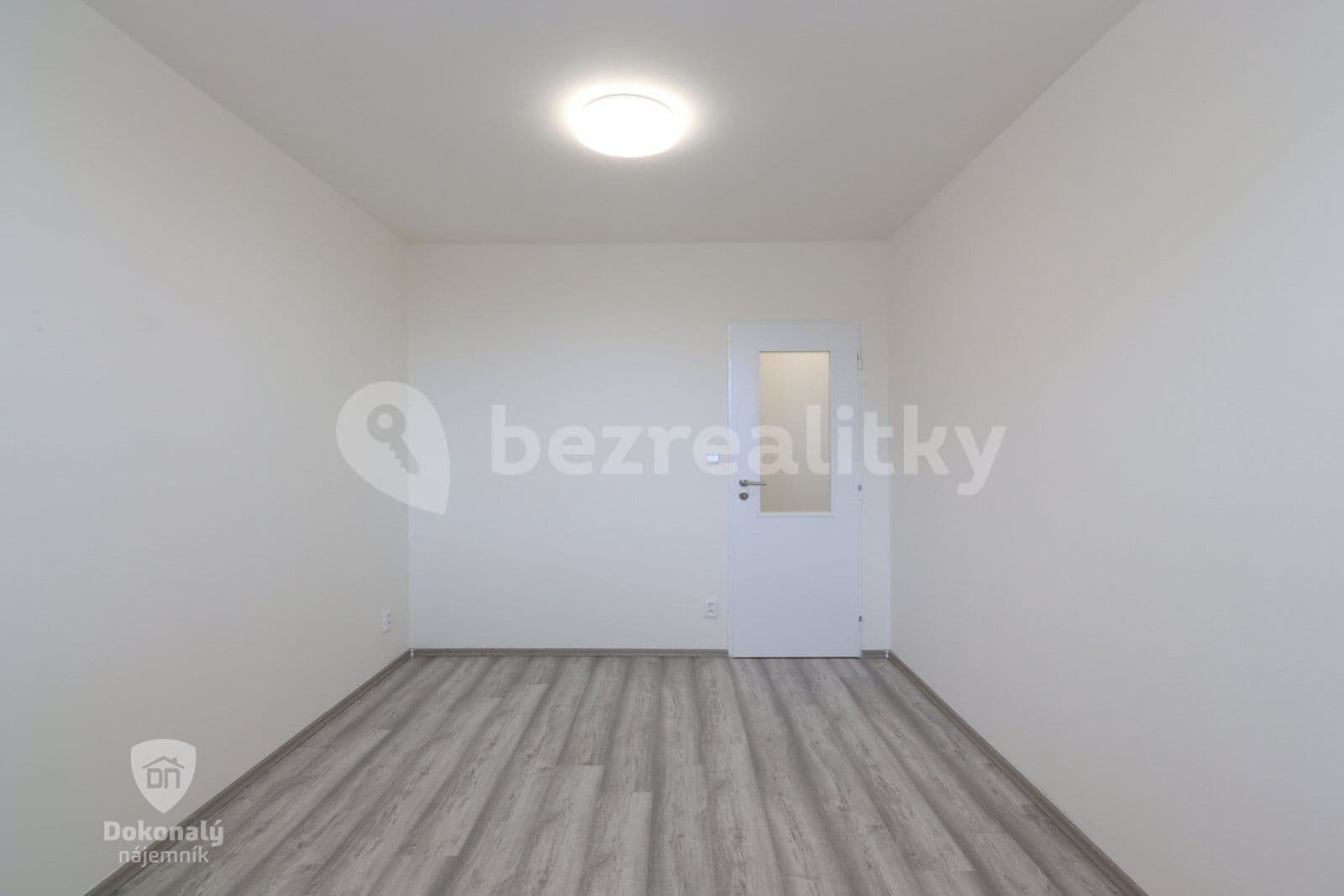 Pronájem bytu 3+1 74 m², Chalupkova, Praha, Praha