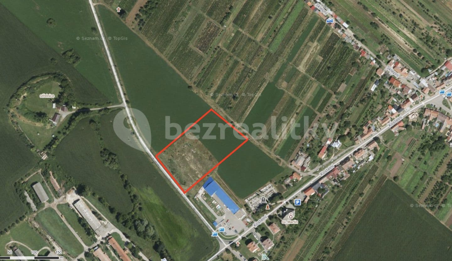 Prodej pozemku 18.090 m², Starý Poddvorov, Jihomoravský kraj