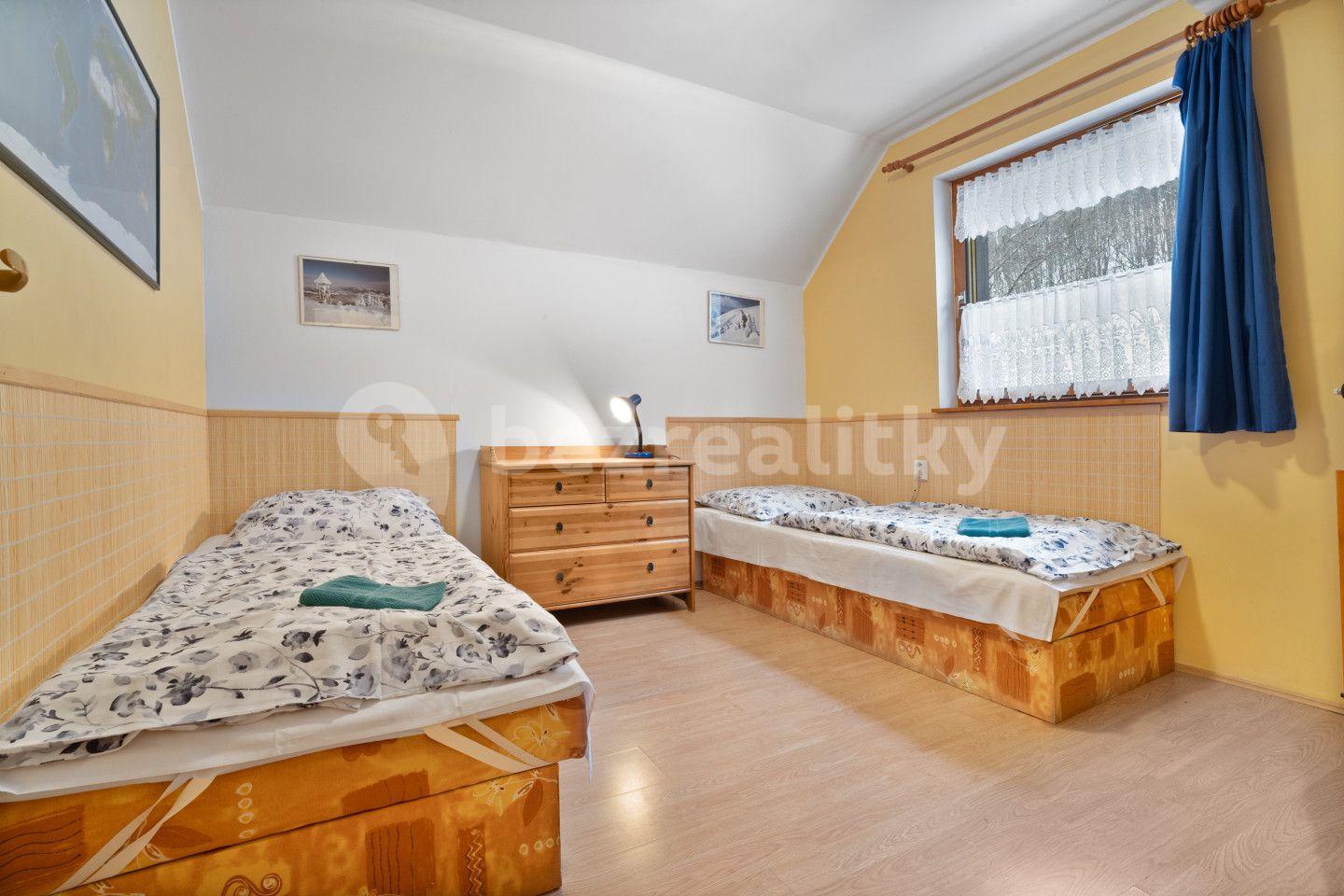 Prodej nebytového prostoru 1.681 m², Branná, Olomoucký kraj