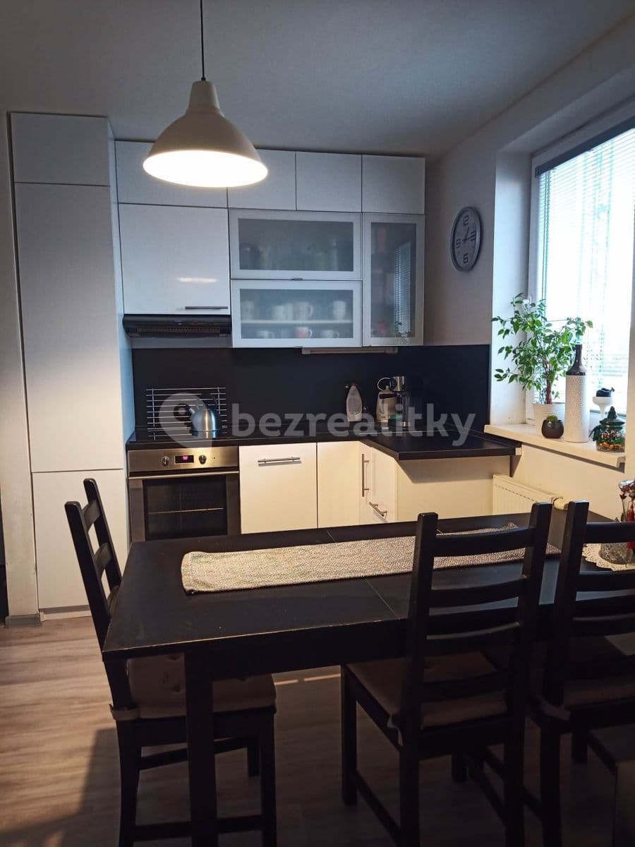 Prodej bytu 2+1 47 m², Potravinárska, Nitra, Nitriansky kraj