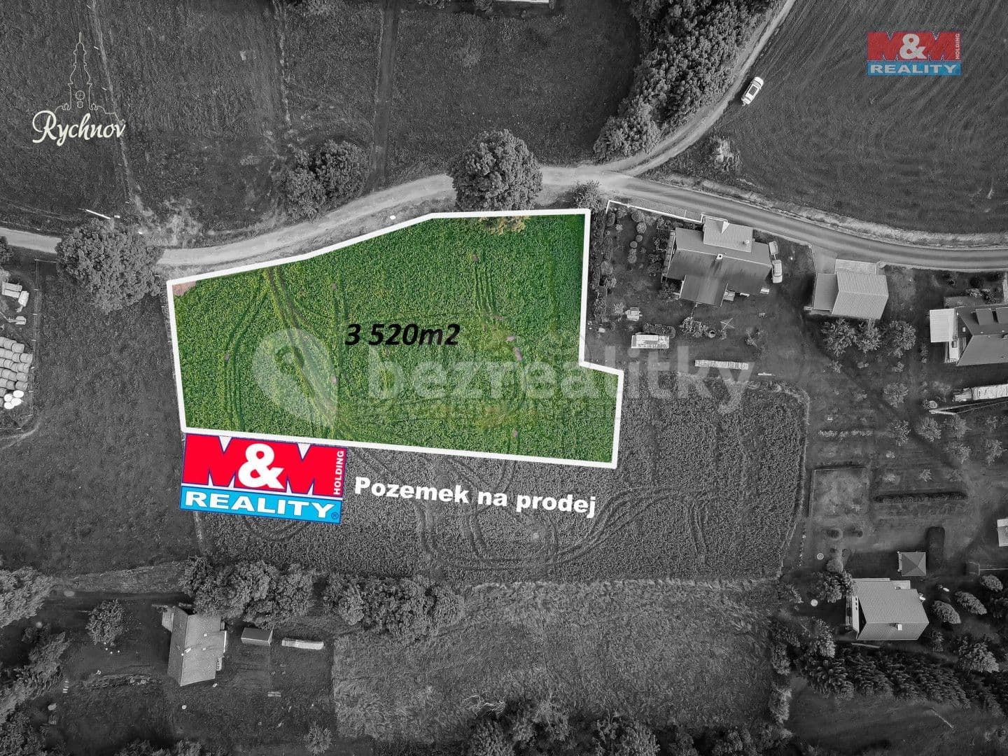 Prodej pozemku 3.520 m², České Petrovice, Pardubický kraj