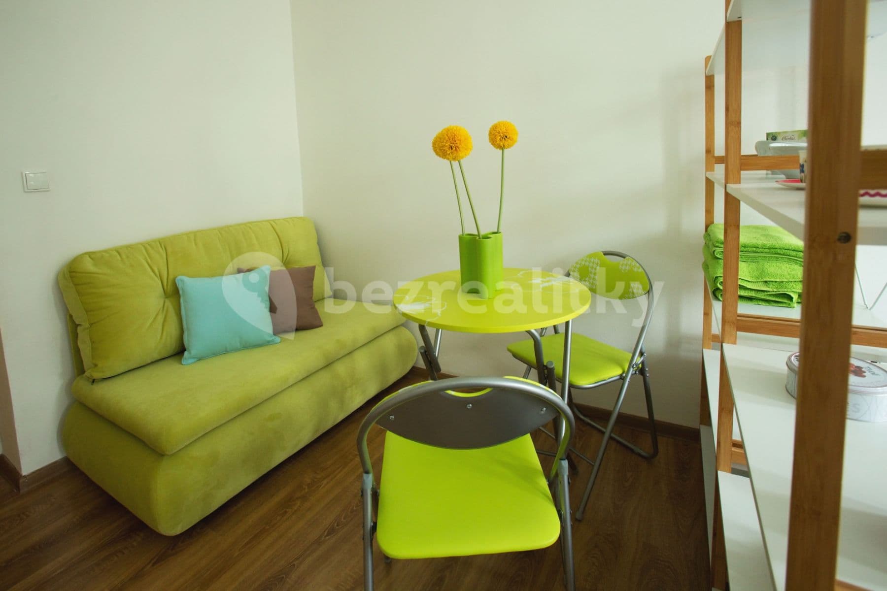 Pronájem bytu  54 m², Ruská, Teplice, Ústecký kraj